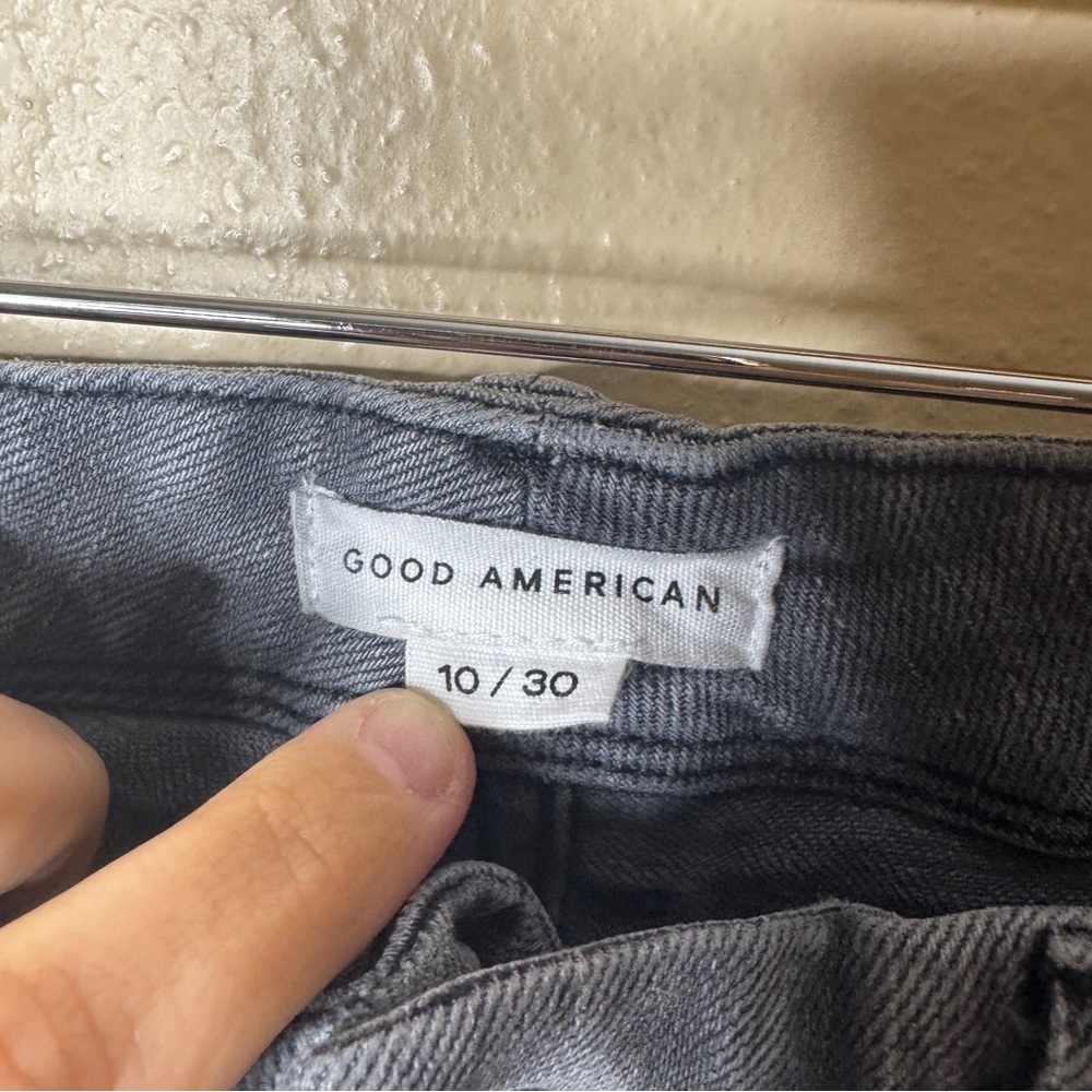 Good American Jeans Women's 10 Gray Good Waist Crop Skinny Raw Chewed Hem - Picture 2 of 9